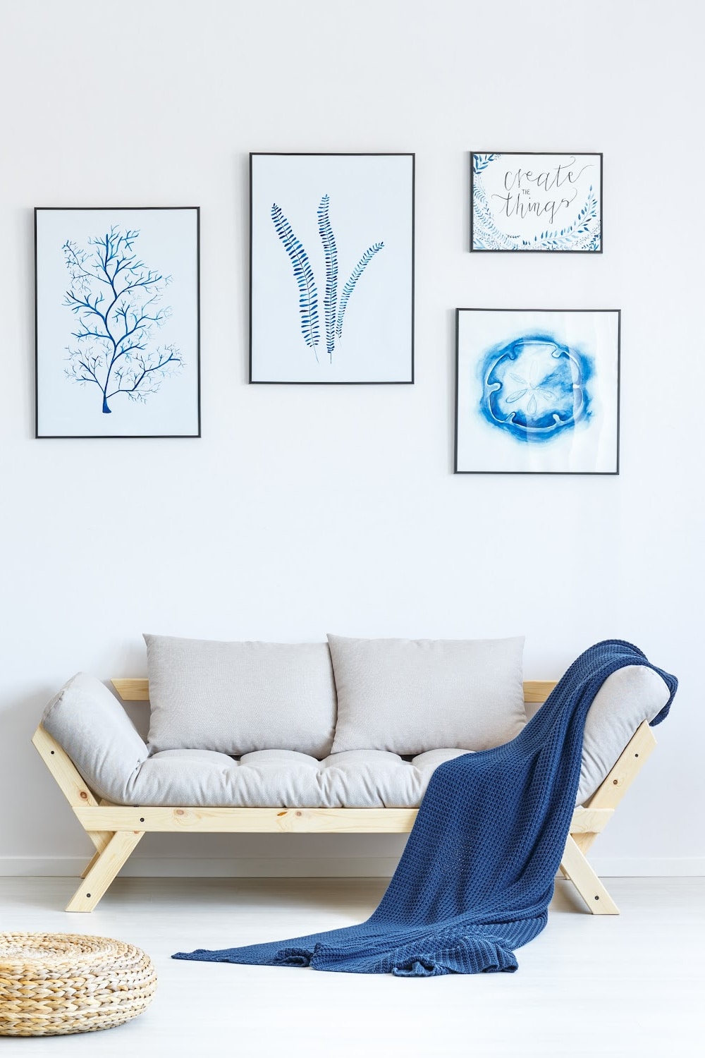 Create a gallary wall for inspiration gives a new home look